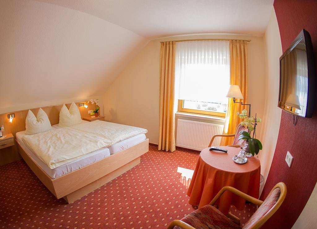 Hotel Zehnthof Ürzig Kültér fotó